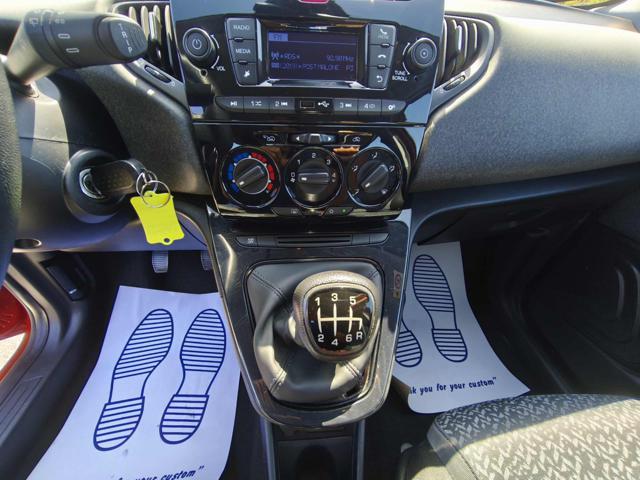 LANCIA Ypsilon 1.0 FireFly 5 porte S&S Hybrid Ecochic A. Ferretti