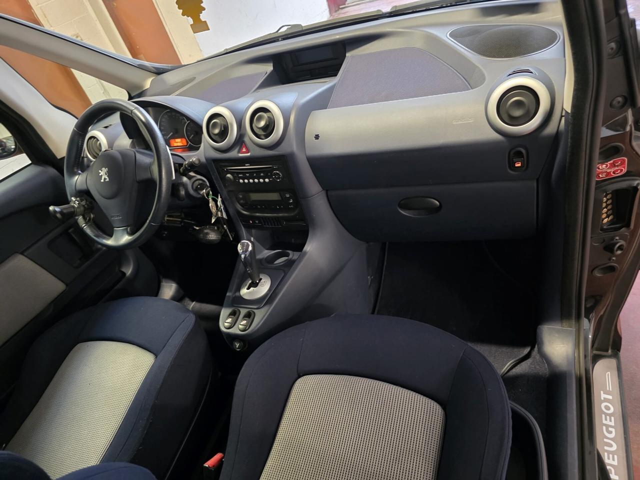 Peugeot 1007 1.6 Sporty 2Tronic allestimento e ausili di guida per disabili 94.800 KM