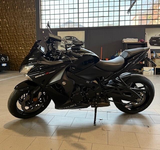 Suzuki GSX S 1000 GSX-S F