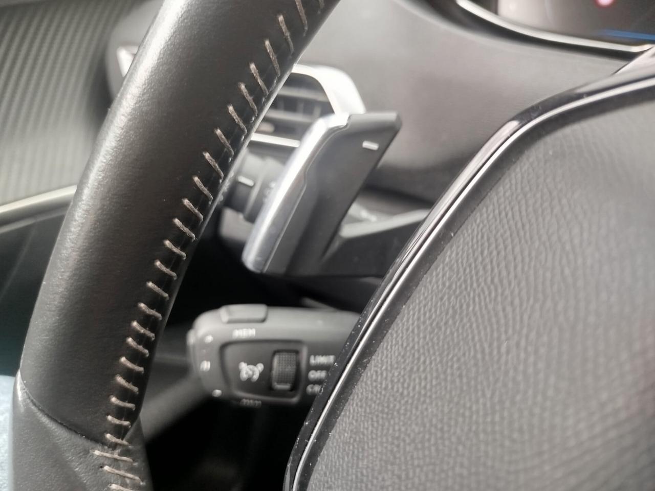 3008 1.5hdi AT8 *PREZZO VERO * RESTYLING- UNIPRO