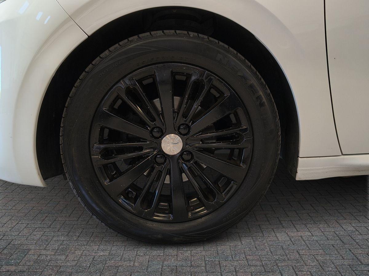 PEUGEOT 208 I 2015 - 208 5p 1.2 puretech Active 82cv