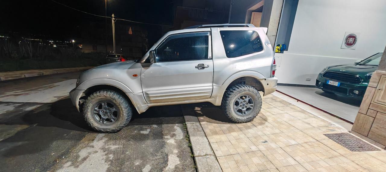 Mitsubishi Pajero 3.2 16V DI-D 3p. GLS2