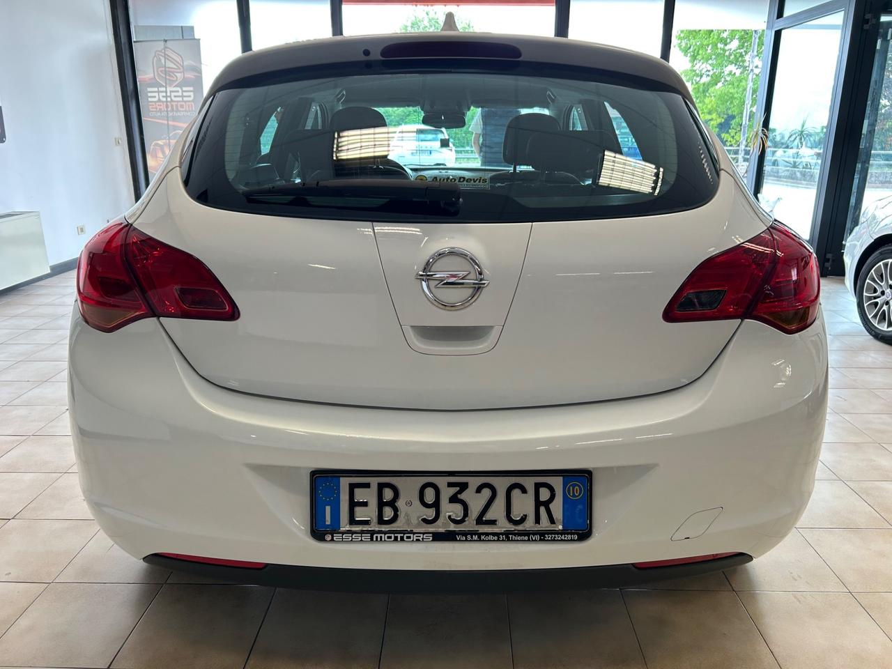 Opel Astra - 2010 1.4 GPL 100cv