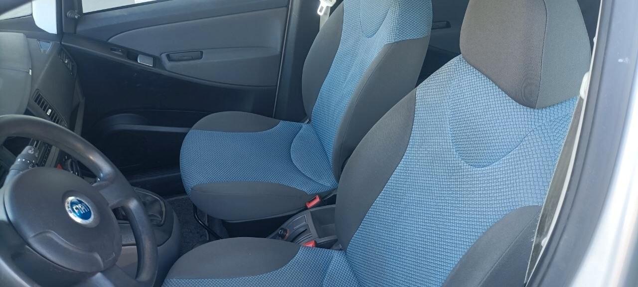 Fiat Idea 1.2 16V BlackLabel