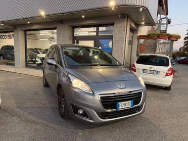 Peugeot 5008 1.6 Diesel Cambio Automatico 7 posti