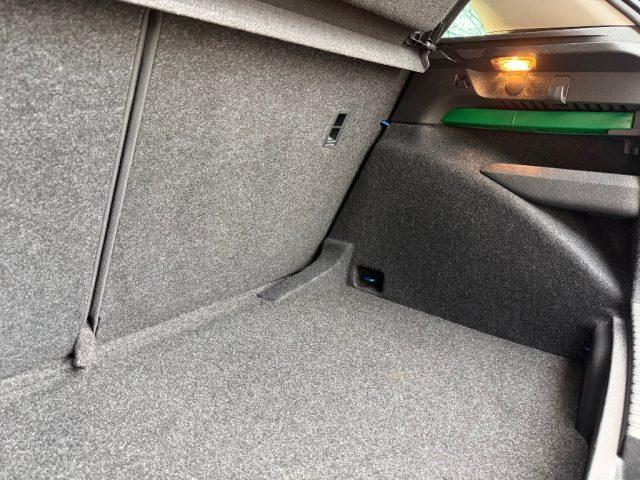 SKODA Kamiq 1.0 95CV BLACK DOTS UNIPROPRIETARIO CERCHI 17"