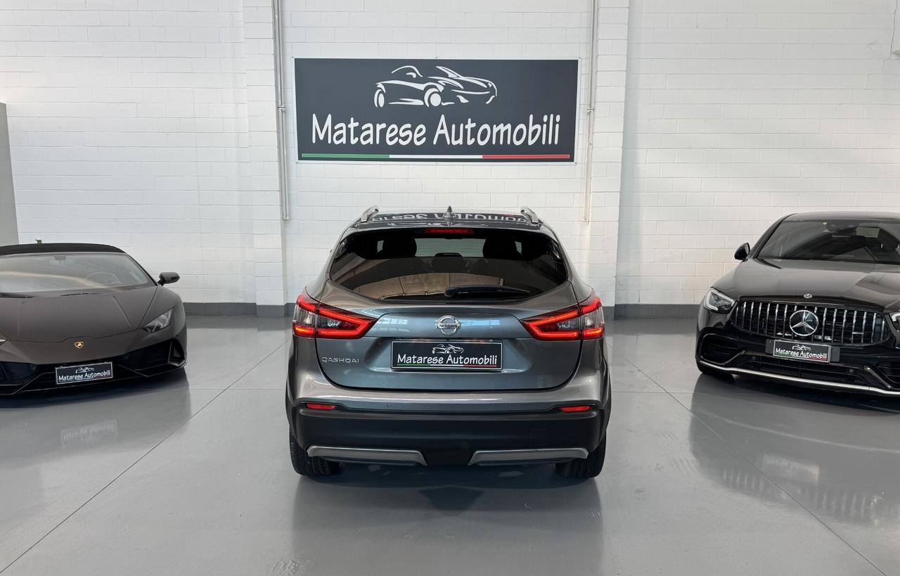 Nissan Qashqai 1.5cc 110cv dci Tetto panoramico OK Neopatentati