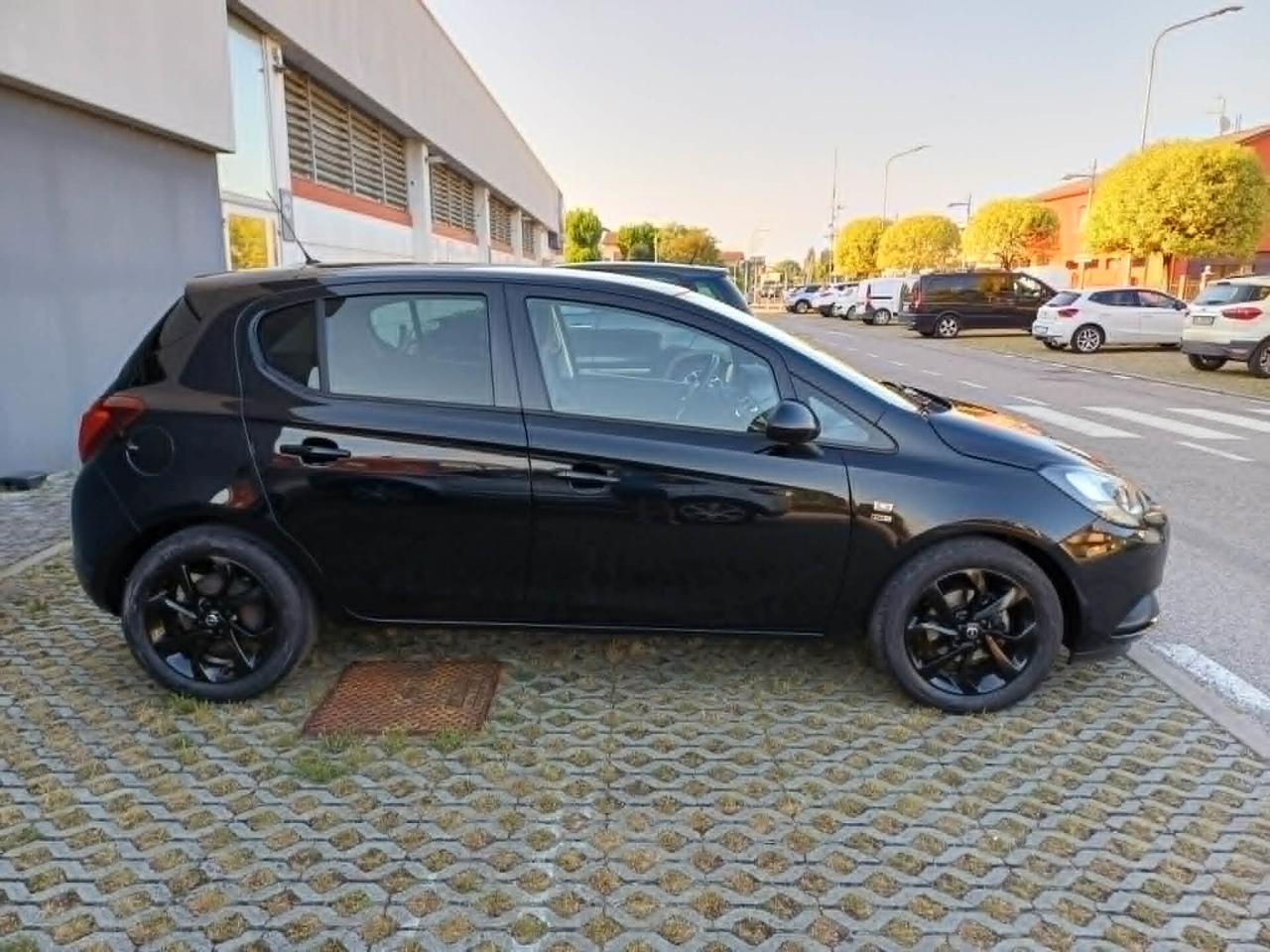 Opel Corsa 1.2 5 porte 120 Anniversary
