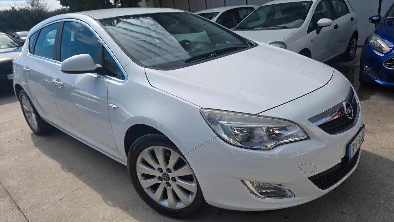 Opel Astra 1.7 CDTI 110CV 5 porte cosmo unico proprietario