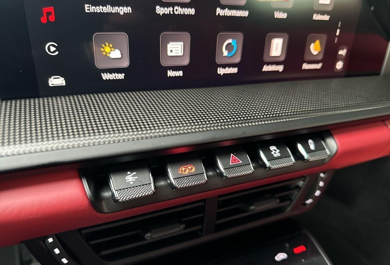 PORSCHE 992 2.0 Carrera 4 GTS*Pelle-Tetto-Bose-Finanz*