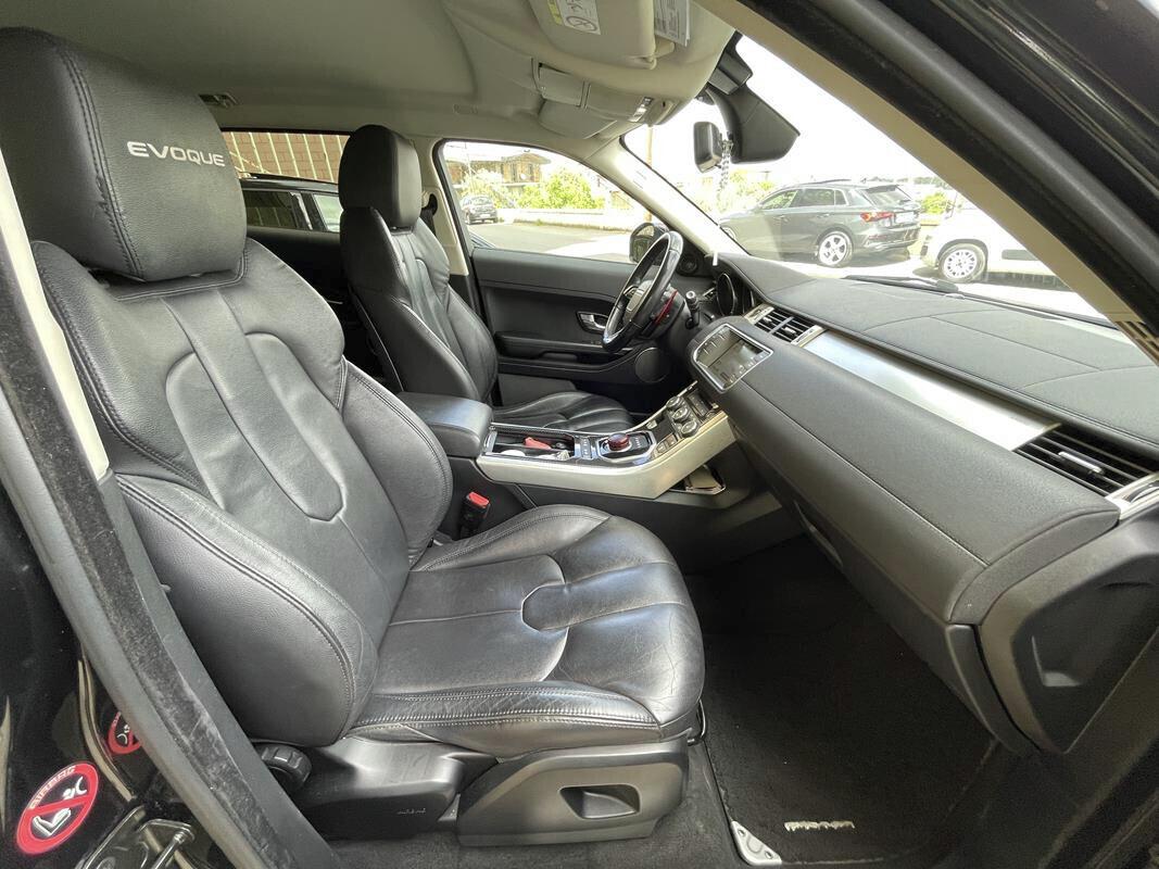 Land Rover Range Rover Evoque 2.2 TD4 5p. Prestige