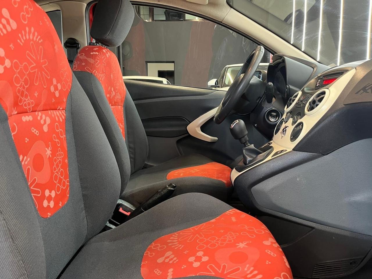 Ford Ka 1.2 8V 69CV Titanium OK NEOPATENTATI