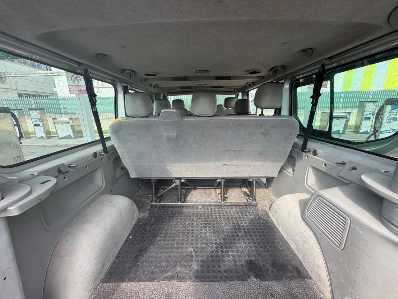 Opel Vivaro 9 Posti