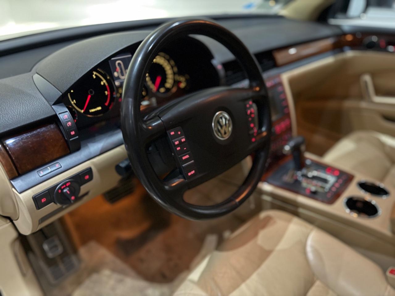 Volkswagen Phaeton 3.2 V6 Benzina Cv241/Kw177