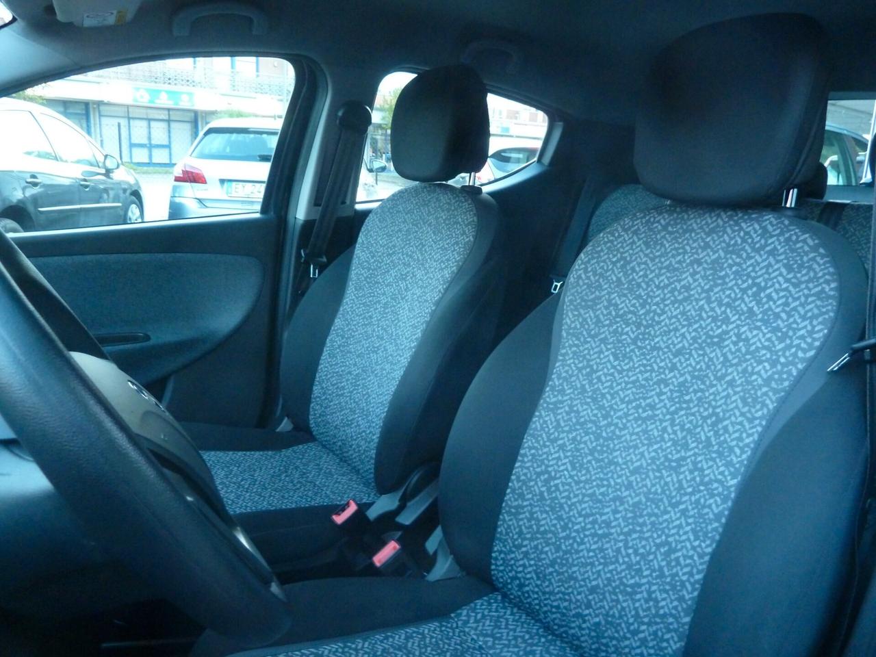 Lancia Ypsilon 1.0 FireFly 5 porte Hybrid UnYca
