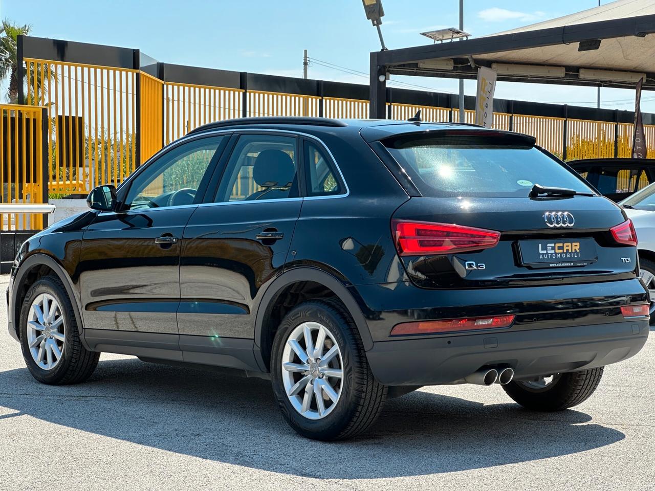 AUDI Q3 2.0 TDI 150 CV S-Tronic Business