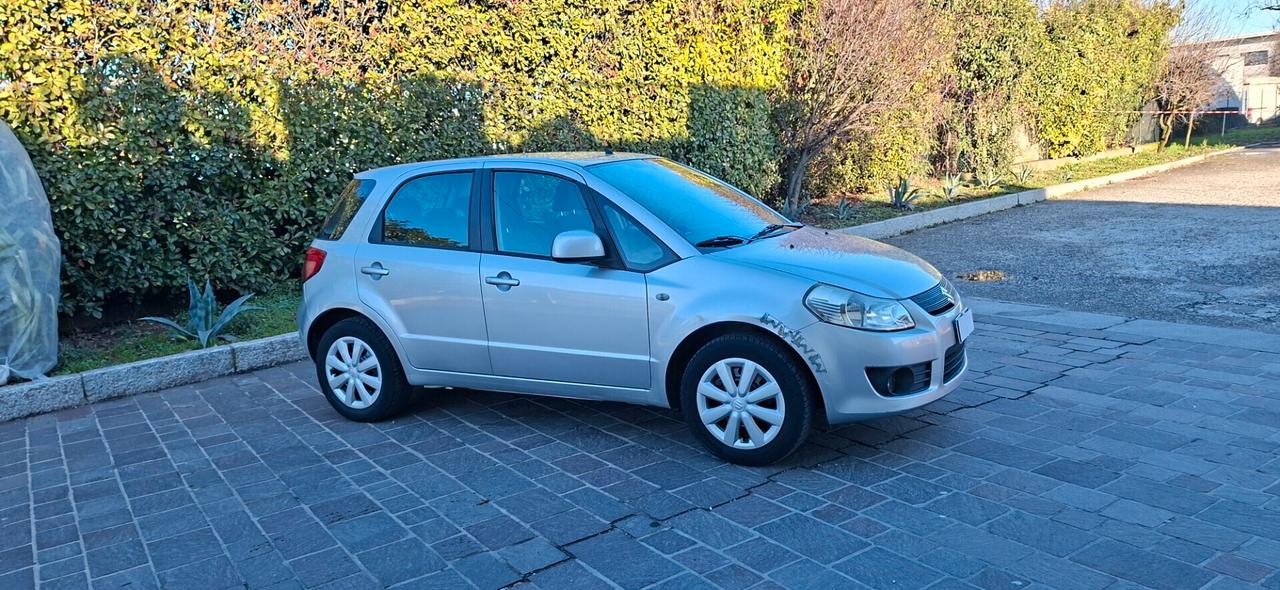 SUZUKI SX4 1.6 CON GPL UNICO PROPRIETARIO