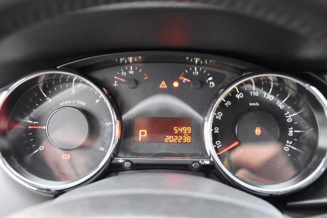 PEUGEOT 3008 BlueHDi 120 EAT6 S&S Business *Navigatore*