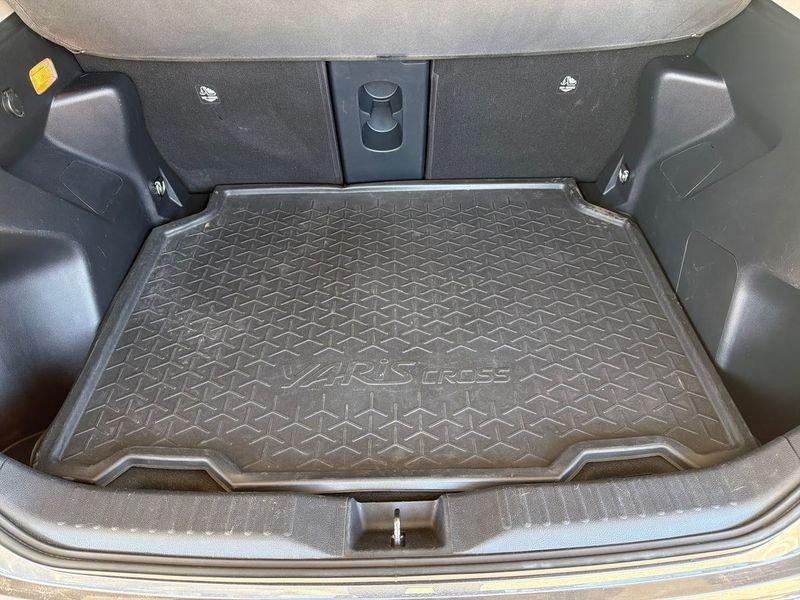 Toyota Yaris Cross Yaris Cross 1.5h Lounge fwd 116cv e-cvt