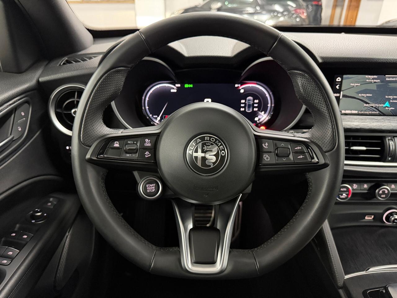 Alfa Romeo Stelvio 2.2 TD 210 CV SUPER AT8 Q4 FARI MATRIX MODELLO NUOVO TAGLIANDI KIT DISTRIBUZIONE ESEGUITO