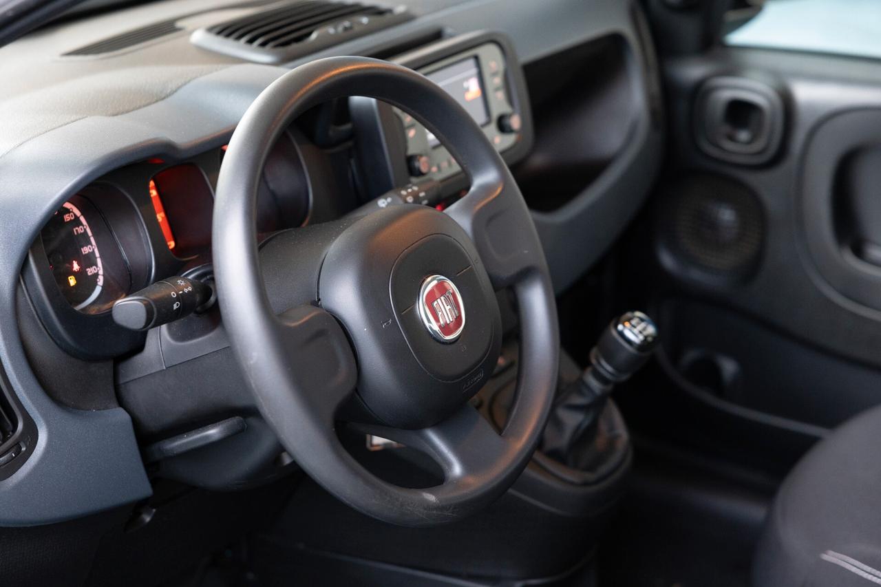 Fiat Panda 1.0 FireFly S&S Hybrid 2023 IVA ESPOSTA