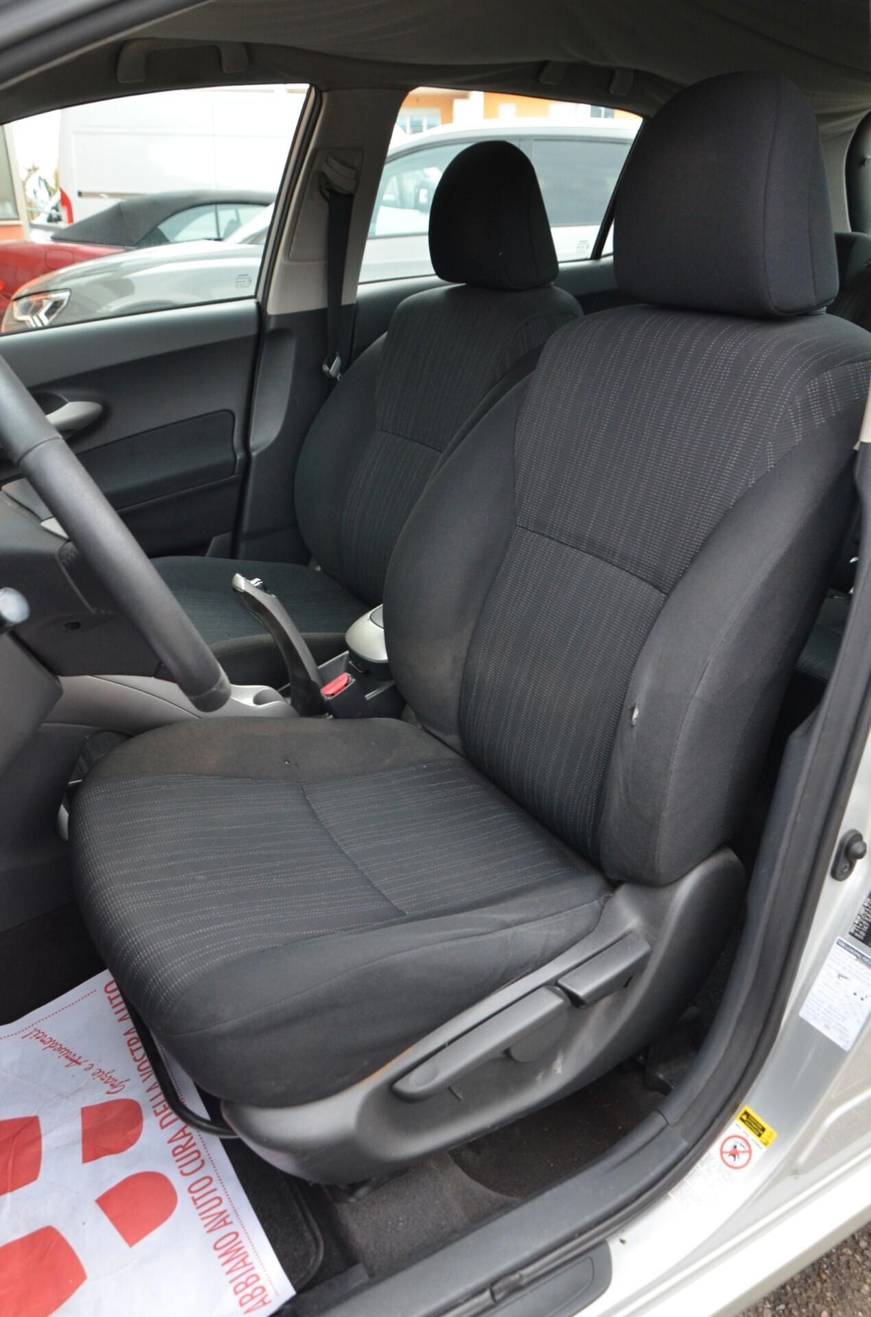 Toyota Auris 2.0 D-4D 5 porte Sol