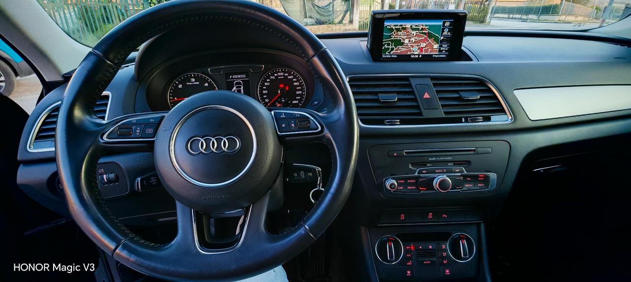 Audi Q3 2.0 TDI 150 CV Business*TETTO*NAVI*XENON*