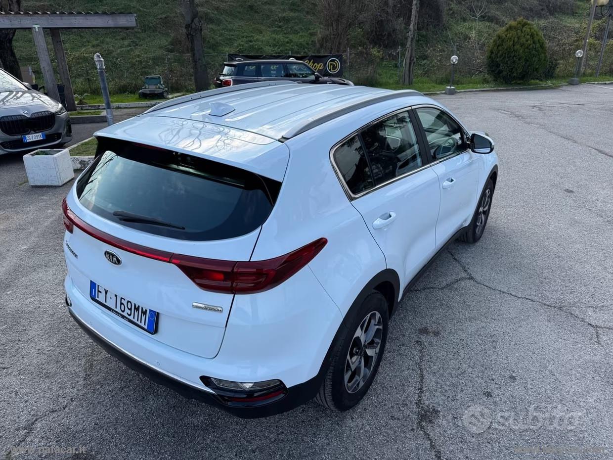 Sportage 1.6 CRDI 115 2WD M.Hyb. Bus.Cl.