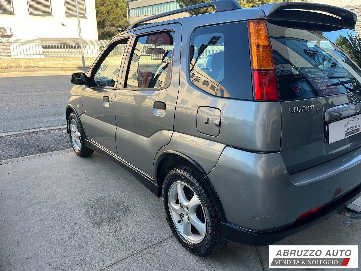 SUZUKI Ignis 1.5 16V 4WD Deluxe
