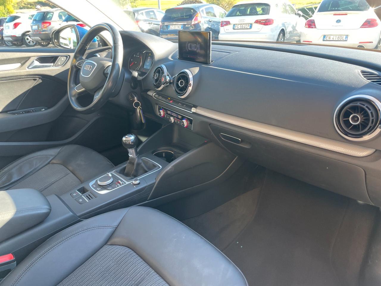 Audi A3 Sedan 1.6 TDI clean diesel Ambition
