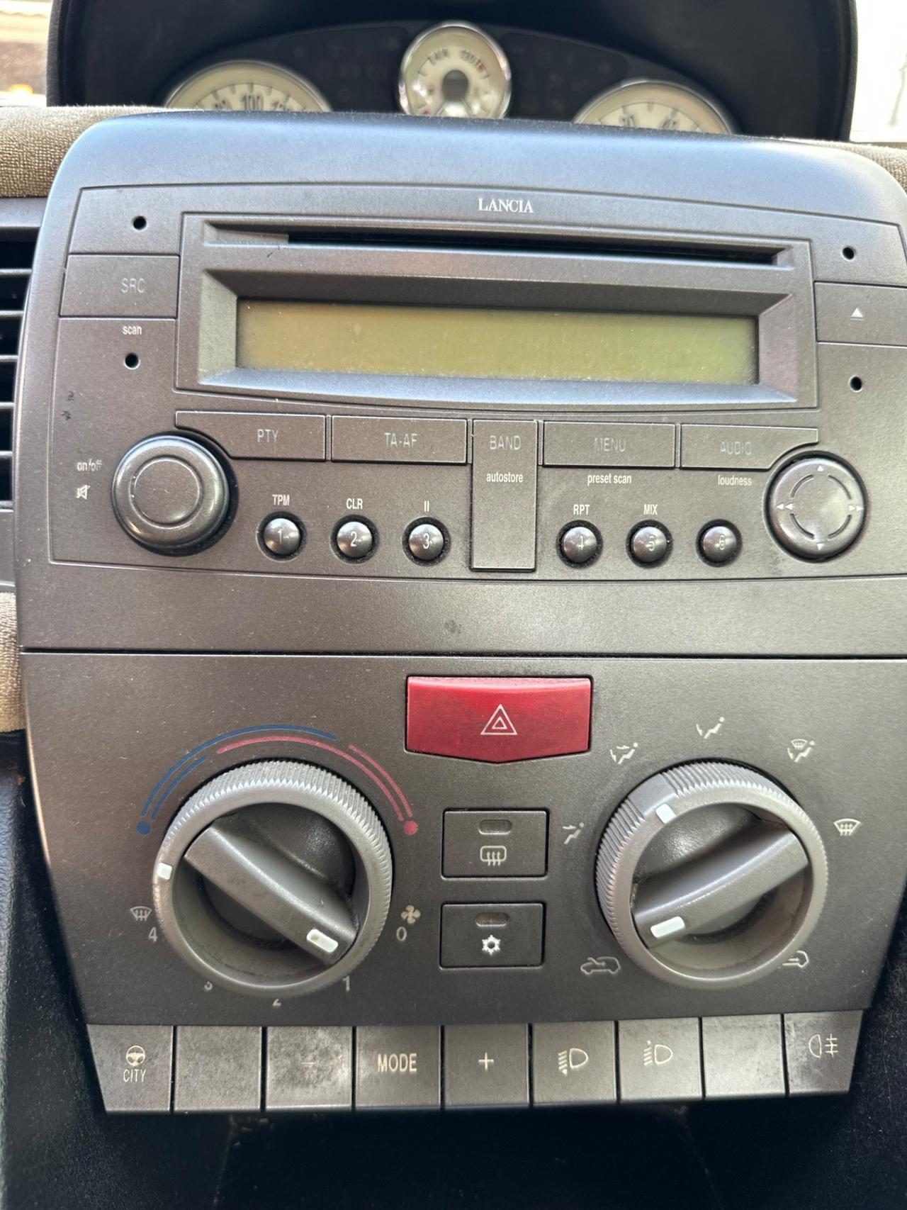Lancia Ypsilon 1.3 Multijet 16V Platino