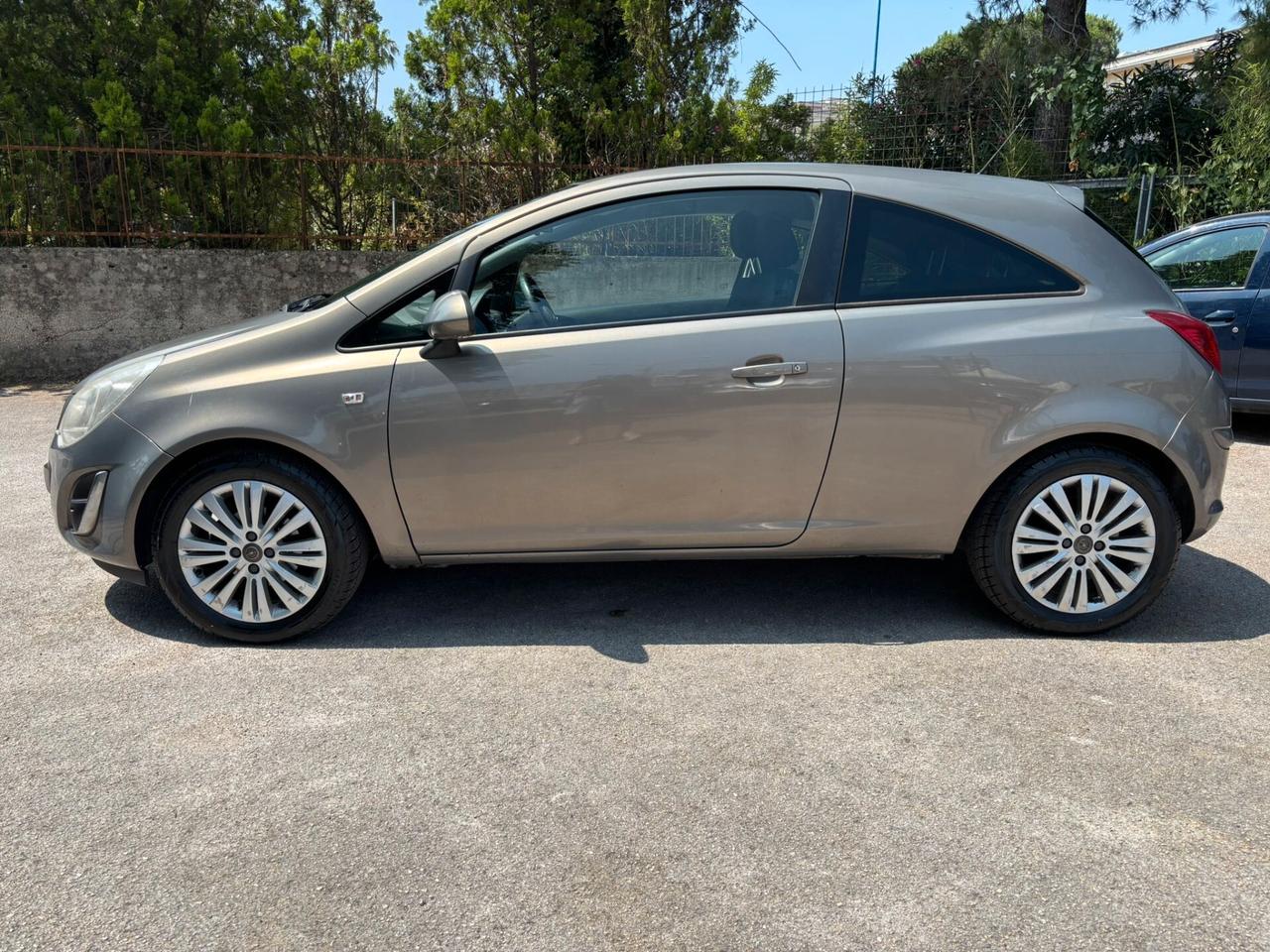 OPEL CORSA 1.2 GPL Tech 3p - 2013