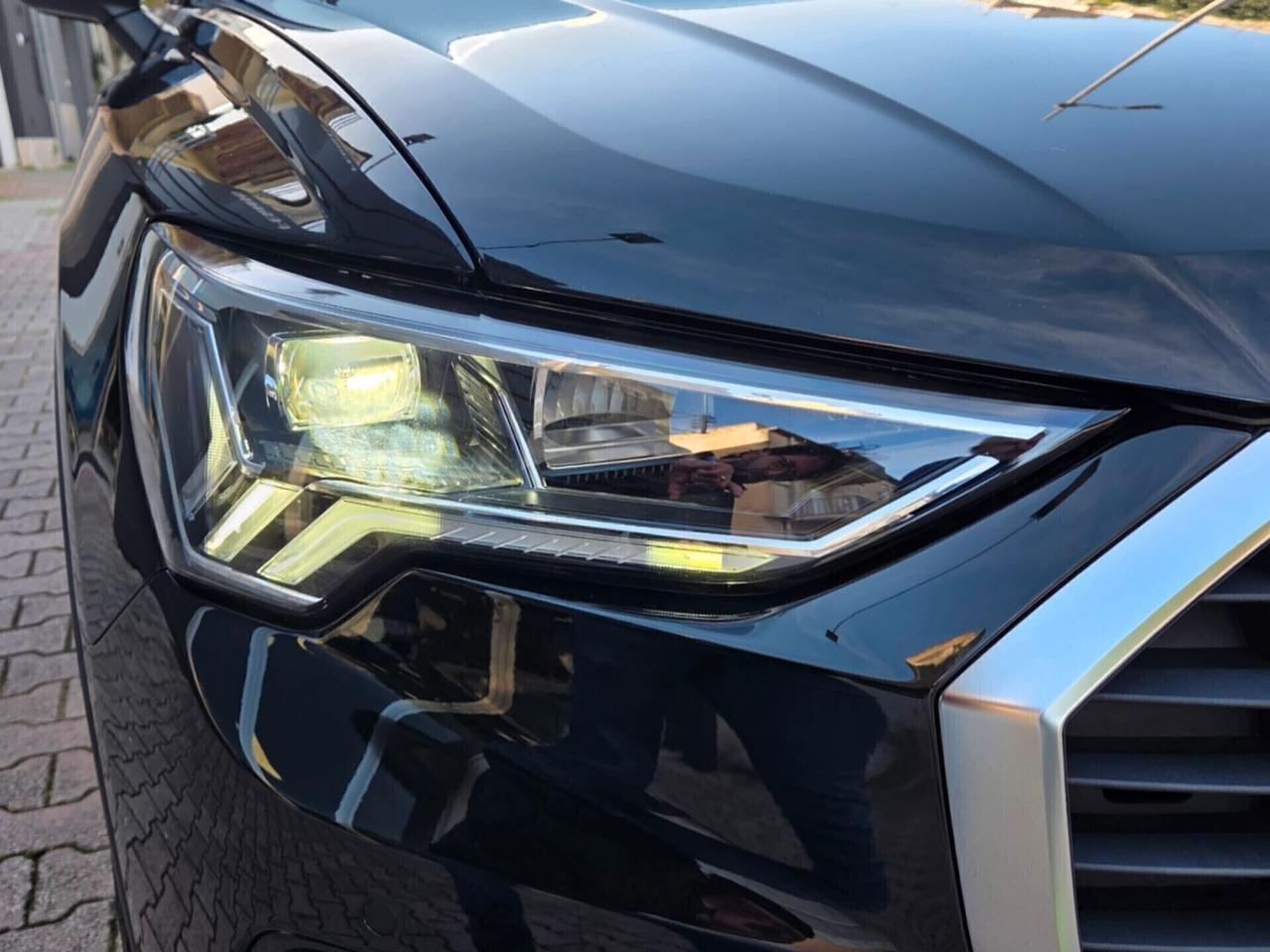 Audi Q3 35 TDI S tronic 150 cv