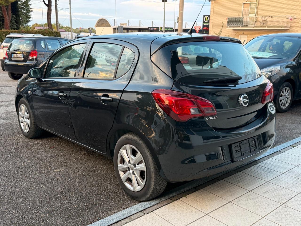 Opel Corsa 1.4 90CV GPL Tech 5 porte Cosmo