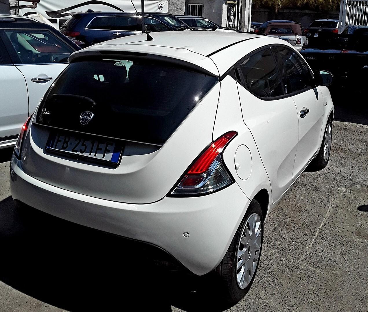 LANCIA YPSLON 1.2 70000 KM