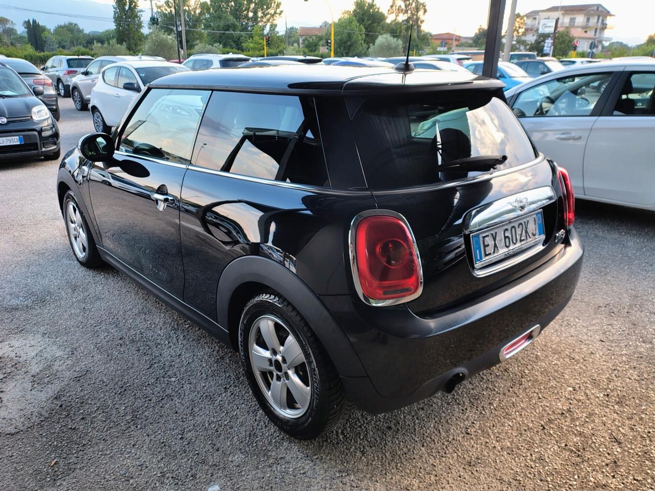 Mini Mini 1.5 One D Business XL