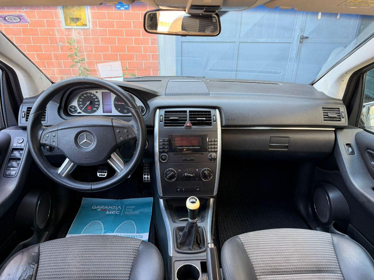 MERCEDES - Classe B - 200 CDI Chrome