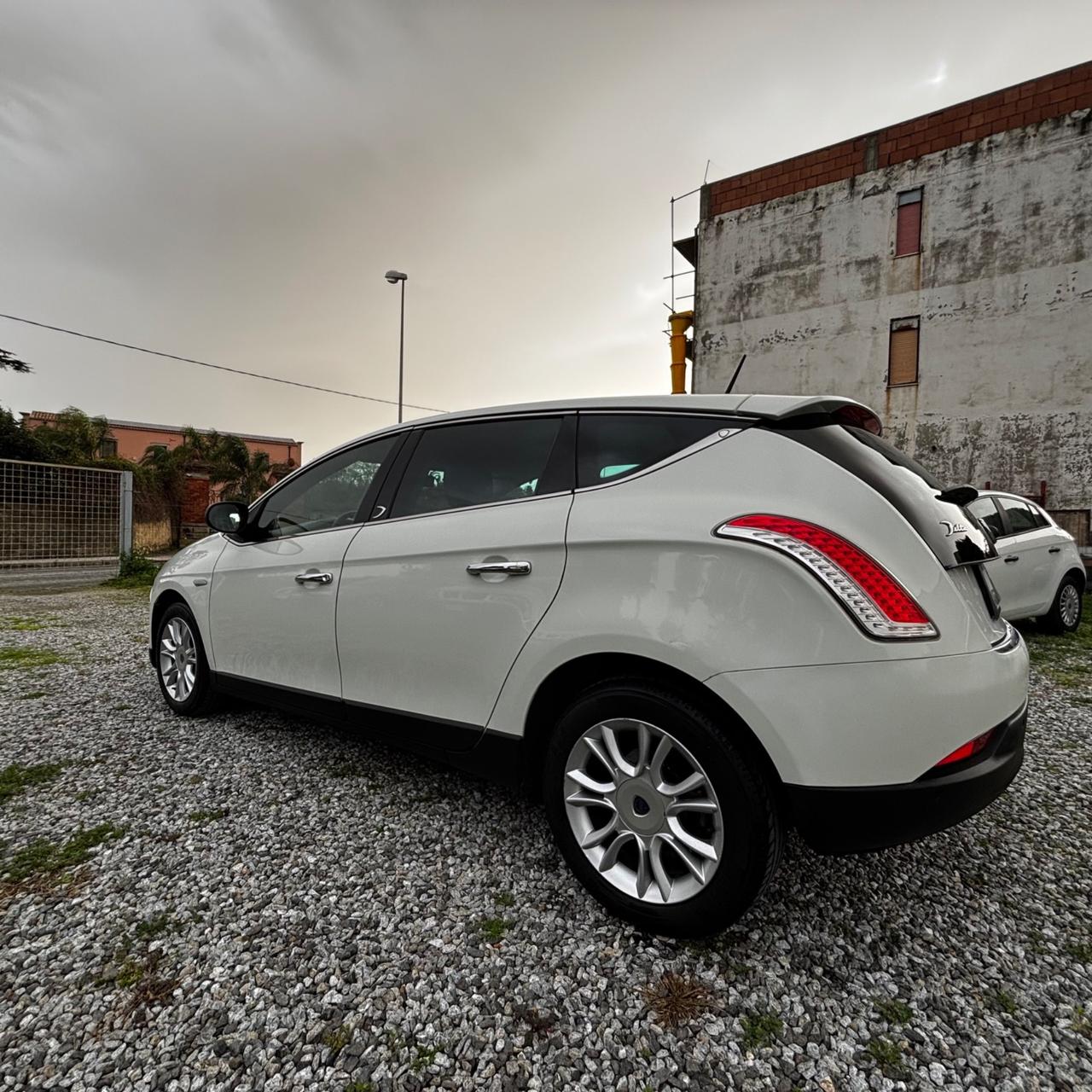 Lancia Delta 1.6 MJT DPF 105 CV Gold