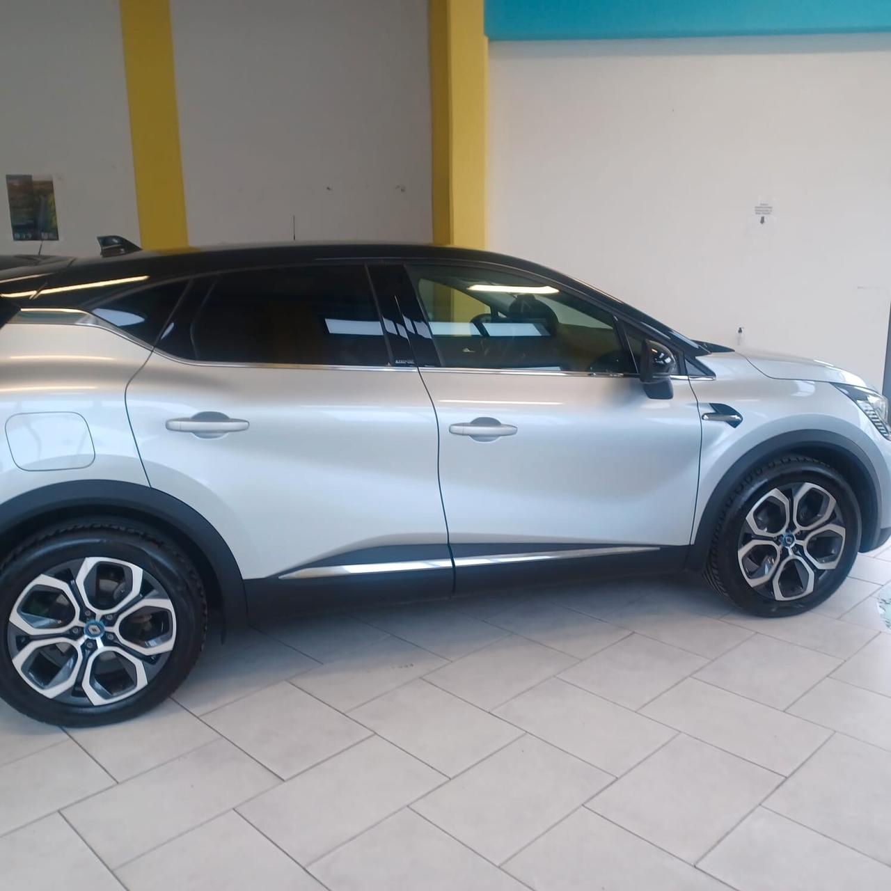 IBRIDA FULL OPTIONAL CAPTUR 1.6 AUTOM