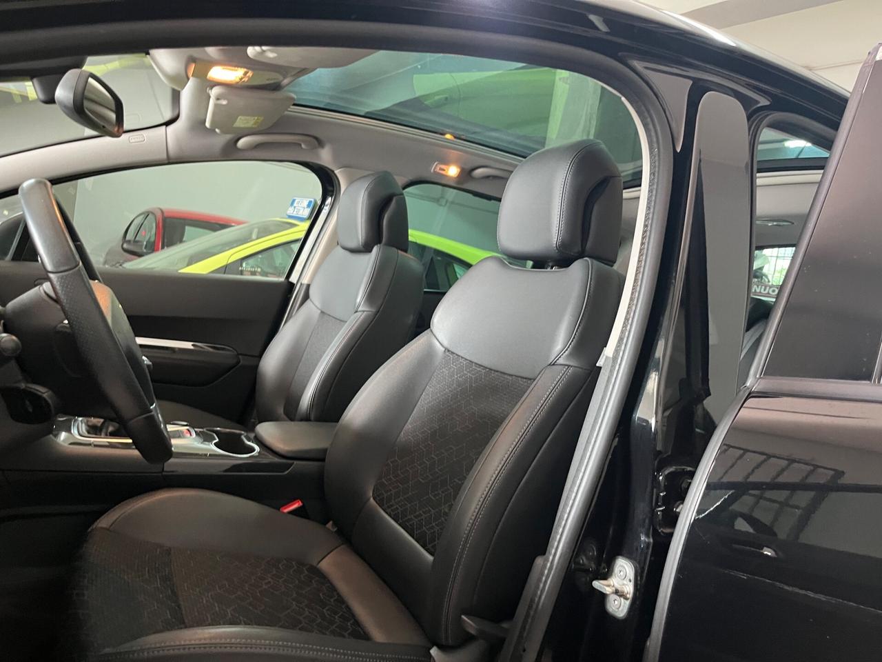 Peugeot 3008 1.6 benzina allure 73000 km 2015