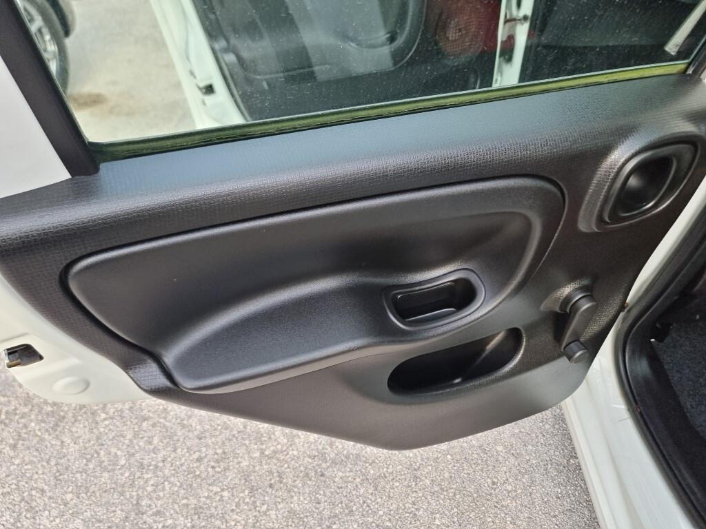 Fiat Panda 1.2 FIRE Easy 69CV