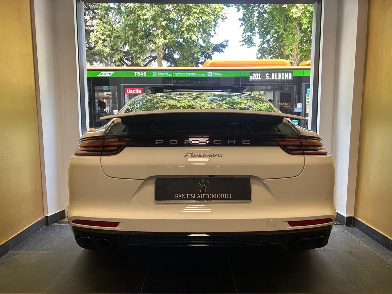 Porsche Panamera Sport Chrono