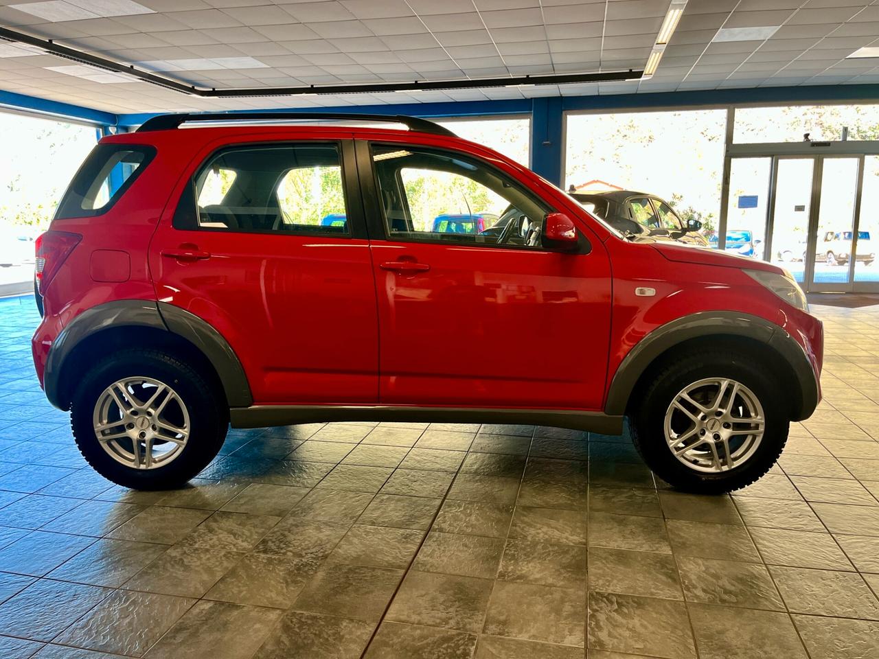 Daihatsu Terios 1.5 4X4 SX O/F-NEOPATENTATI-