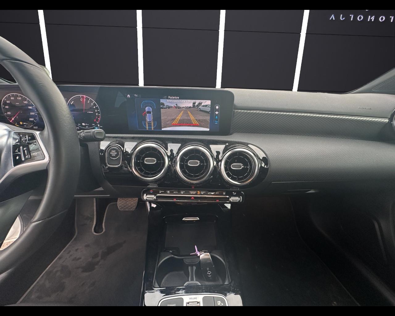 Mercedes-Benz Classe A (W177) - A 250 e hybrid EQ Progressive Advanced Plus