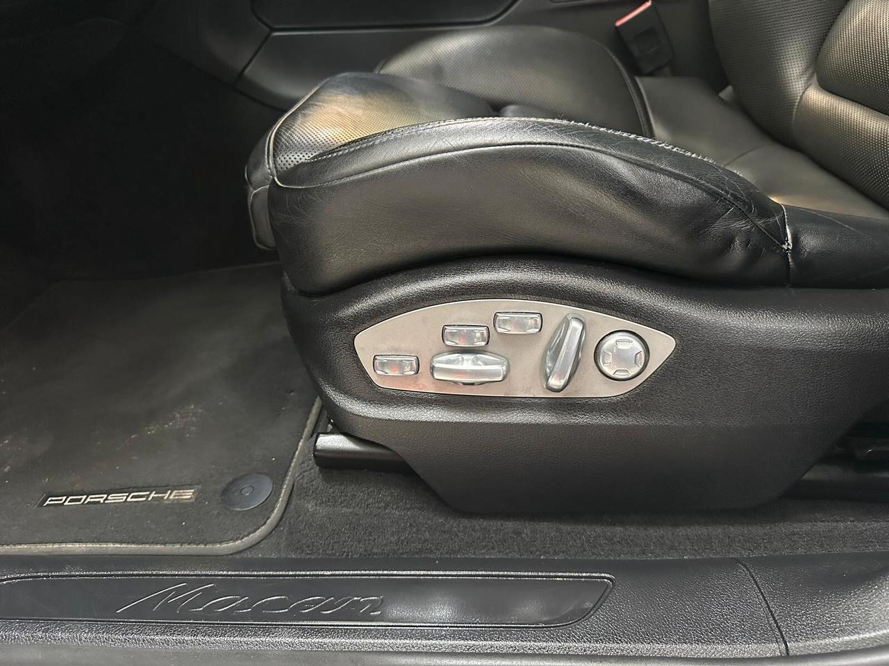 Porsche Macan 2.0 245 HP RESTYLING FULL TENUTA IN MODO MANIACALE