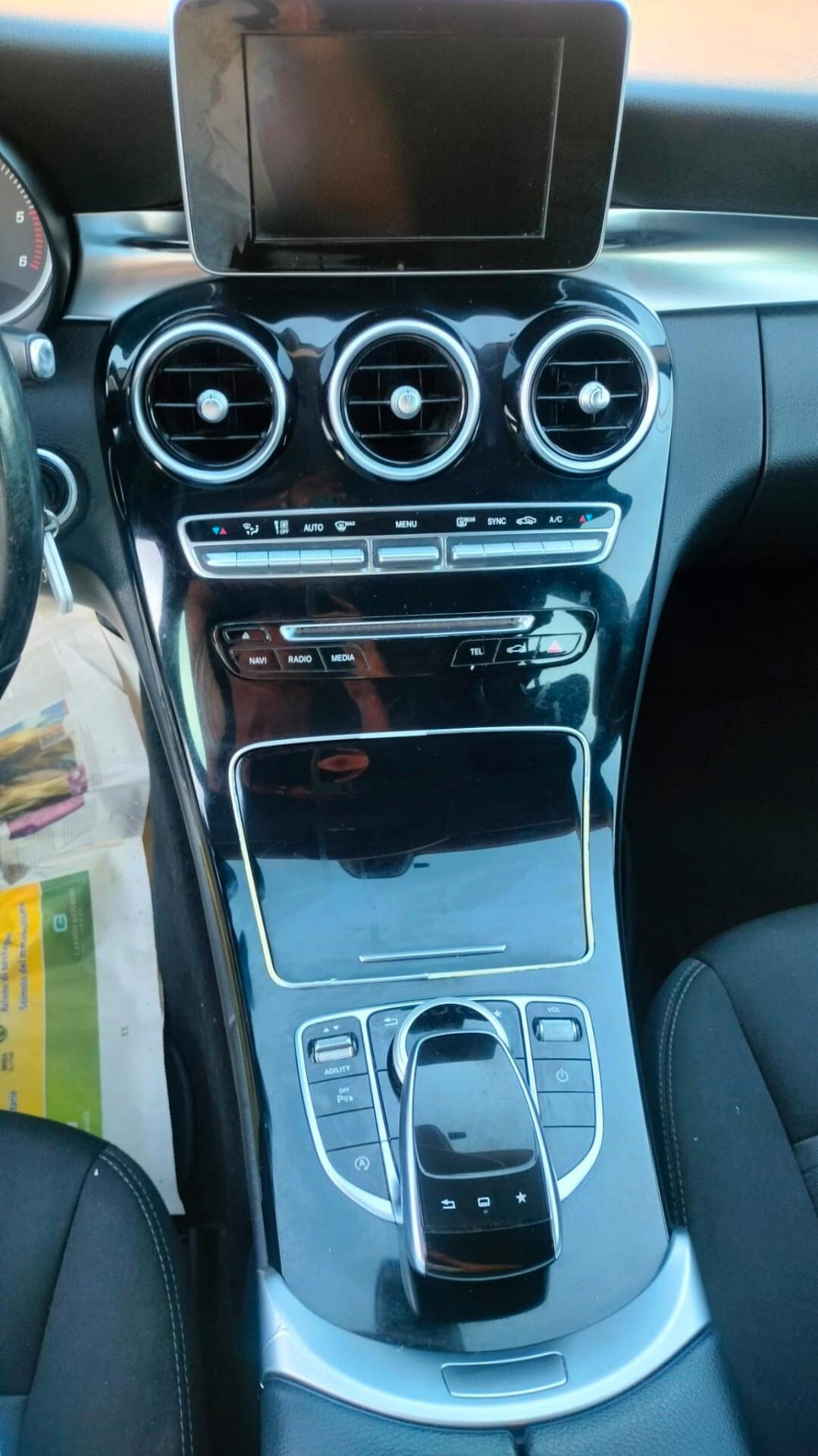 Mercedes-benz C 200 d Auto Premium