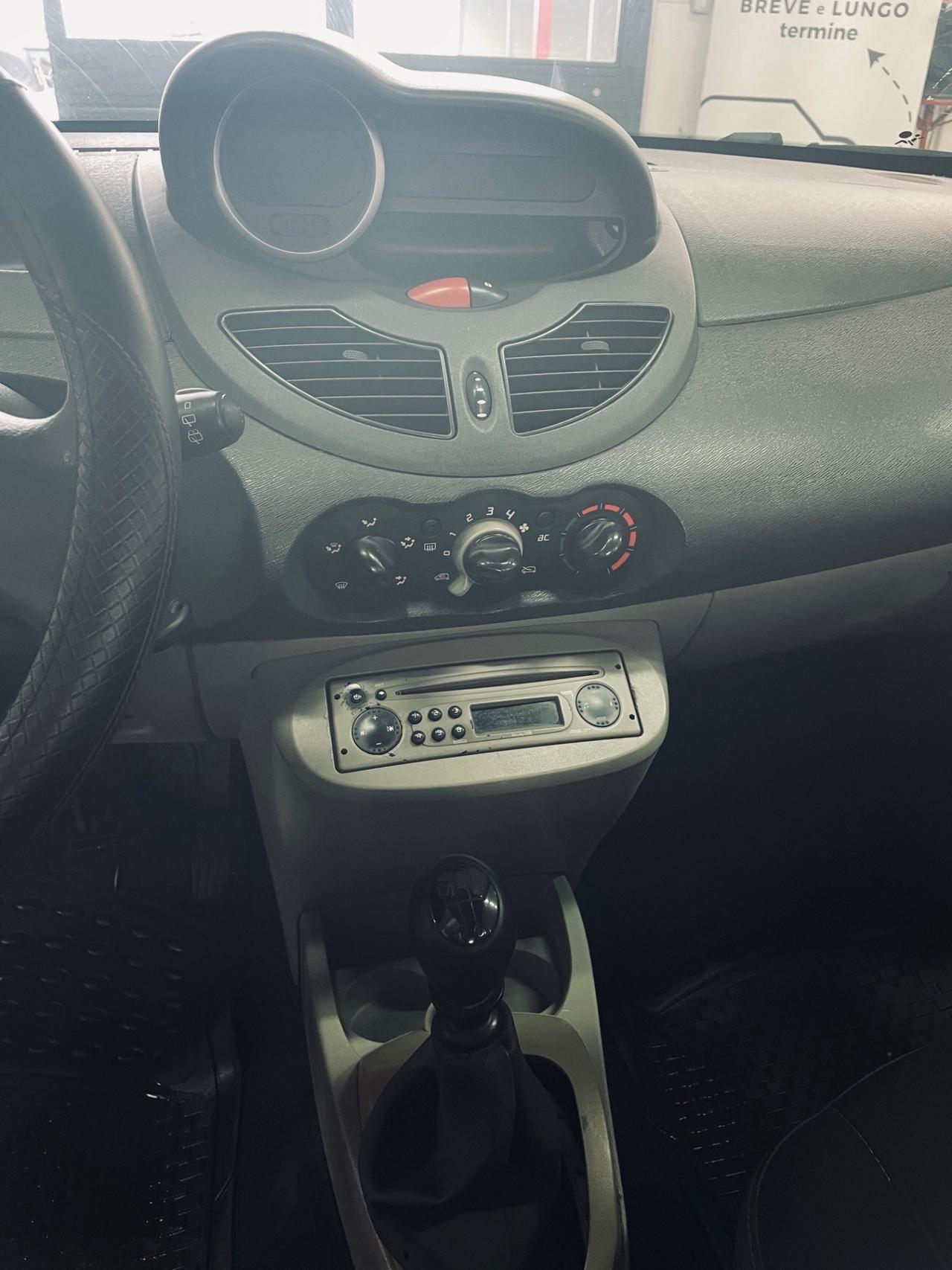Renault Twingo 1.2 GPL PERMUTE RATE