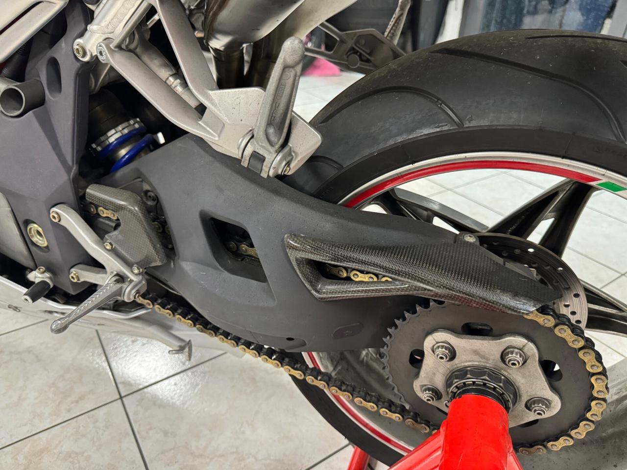 Mv Agusta F4 750 monoposto e biposto