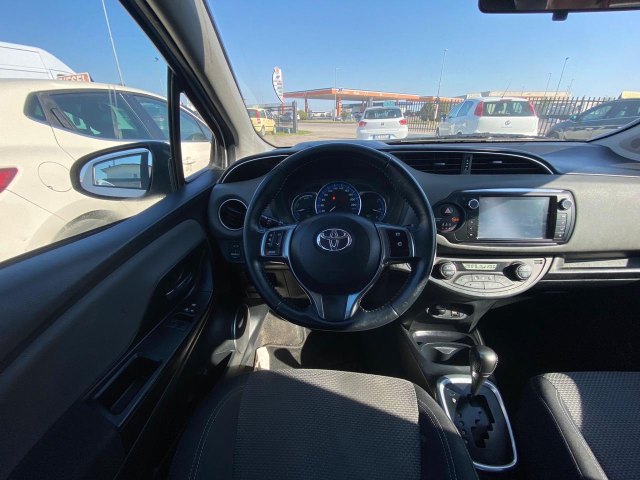 Toyota Yaris 1.5 130 Hybrid 5 porte Lounge