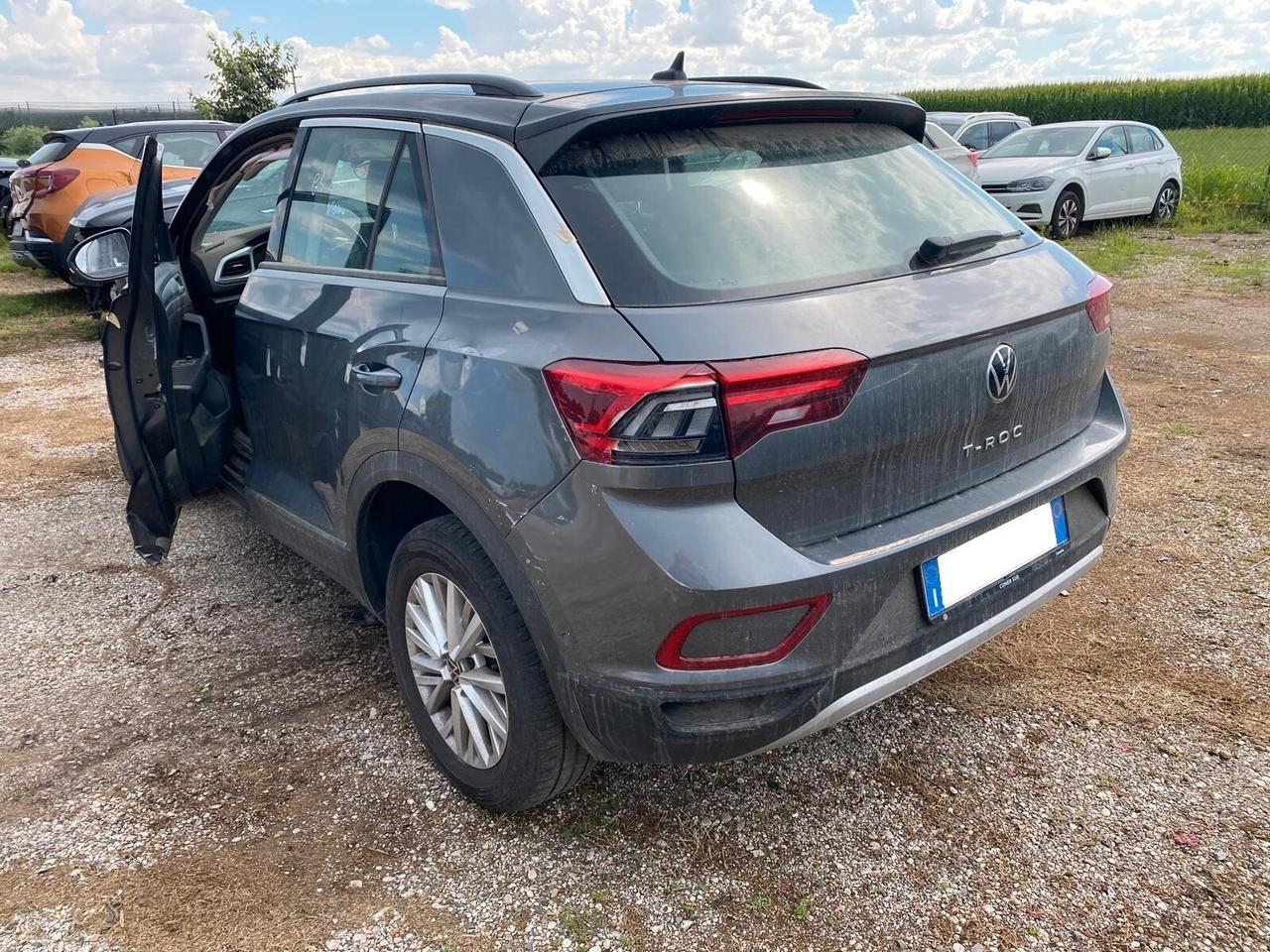 Volkswagen T-Roc 1.0 tsi Life INCIDENTATA - IVA ESPOSTA